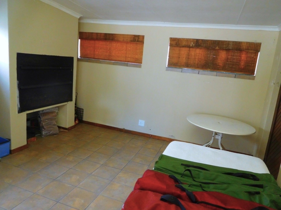 4 Bedroom Property for Sale in Stilbaai Wes Western Cape